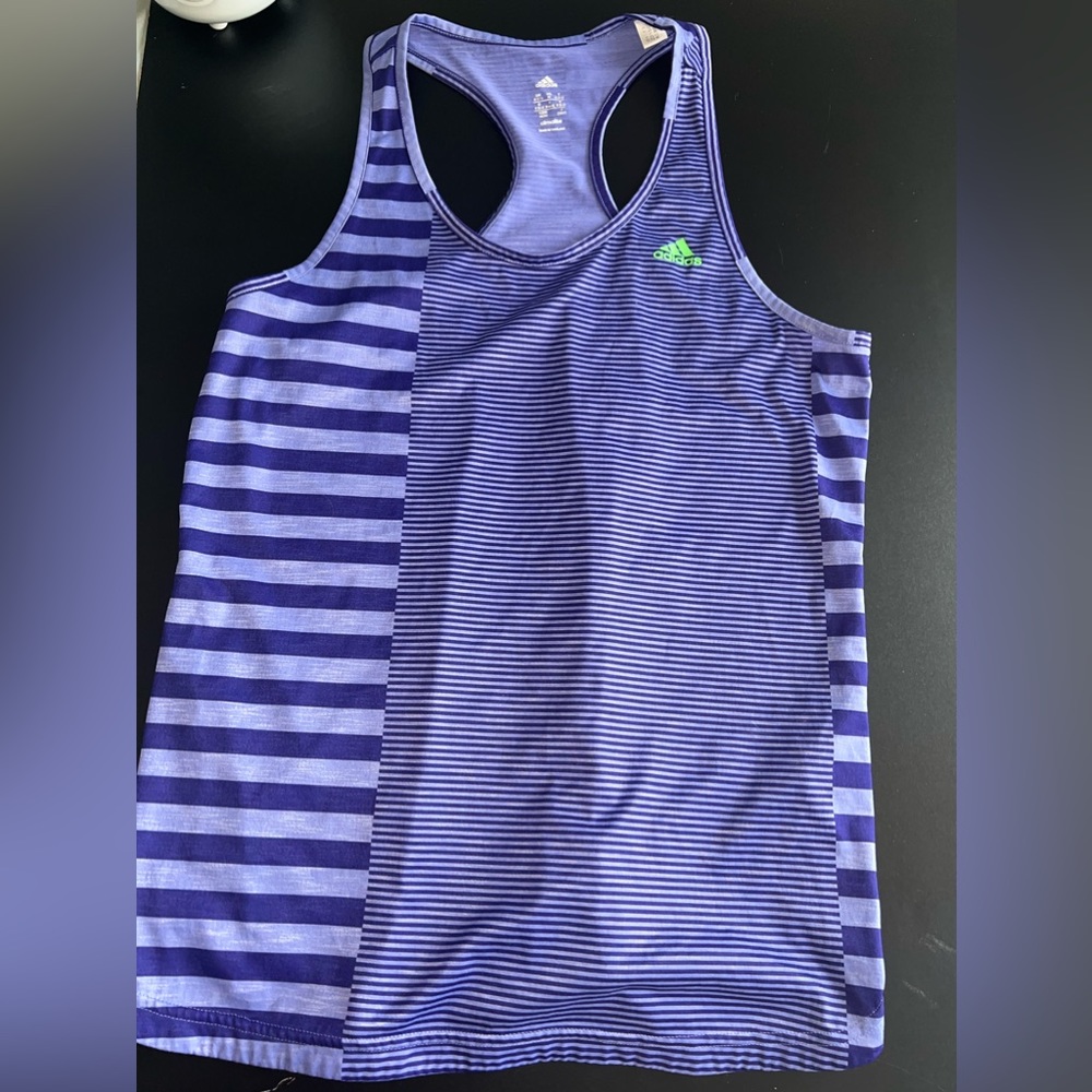 Adidas climalite purple striped training shirt Size Medium Like new